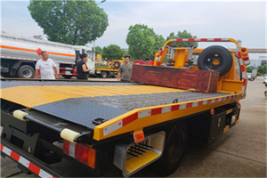 盐田区附近拖车电话号码服务