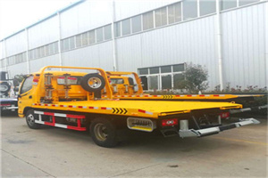 盐田区附近拖车救援搭电