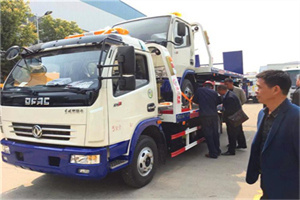 盐田区汽车道路救援拖车价格